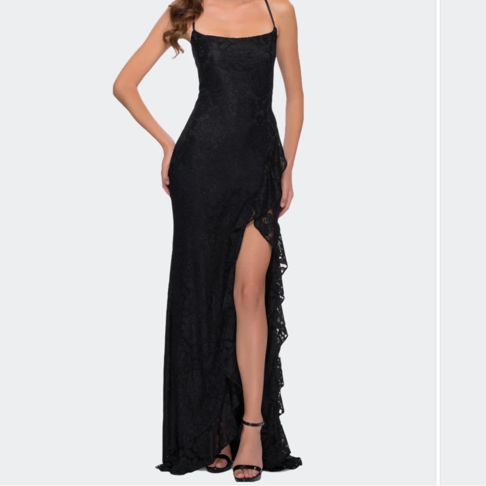 La Femme Lace gown size 0 NWT